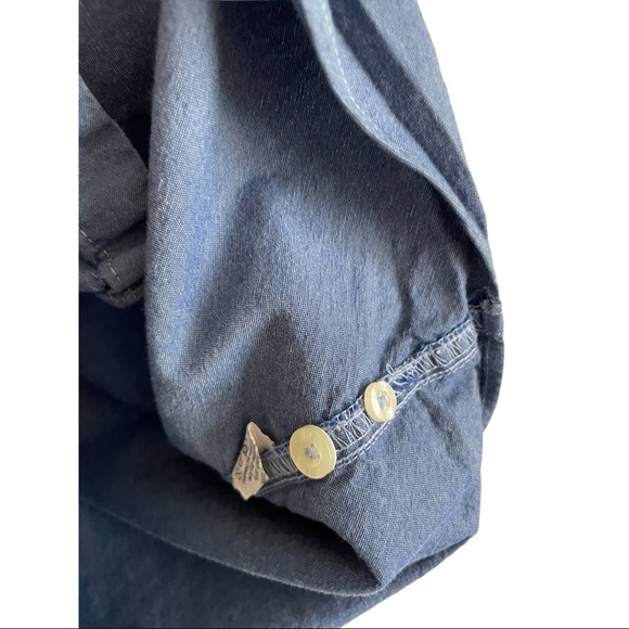 Sun Washed Tailored by J. Crew mens shirt size Medium M chambray - Picture 3 of 4